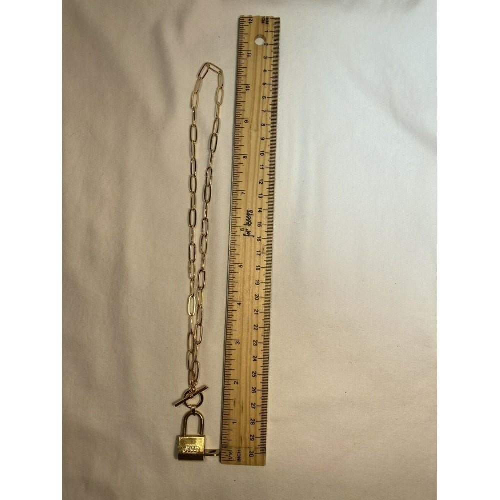 Vintage Gucci Lock and Key layered toggle necklace & chain w/ bag - Picture 7 of 8